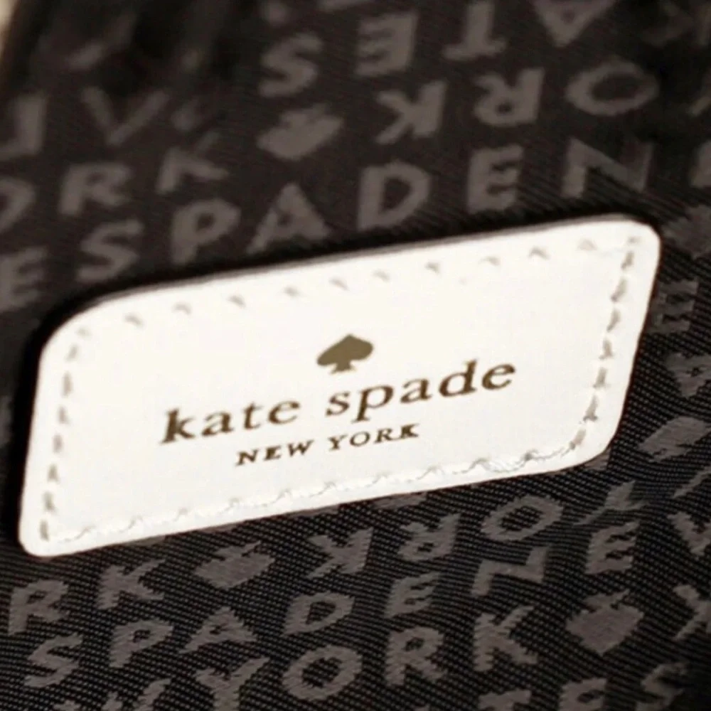 Kate Spade Triangle “Eiffel Tower” Wristlet Novelty Bag in Cement color - Picture 10 of 16